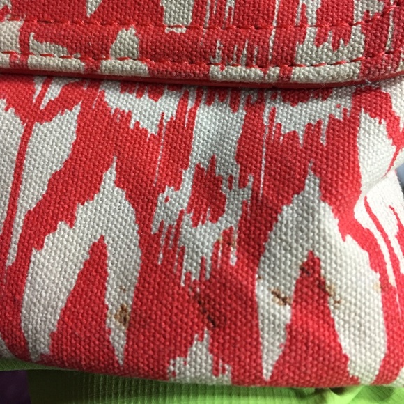 New Chico’s Idra Ikat clutch with chain. - Picture 6 of 6